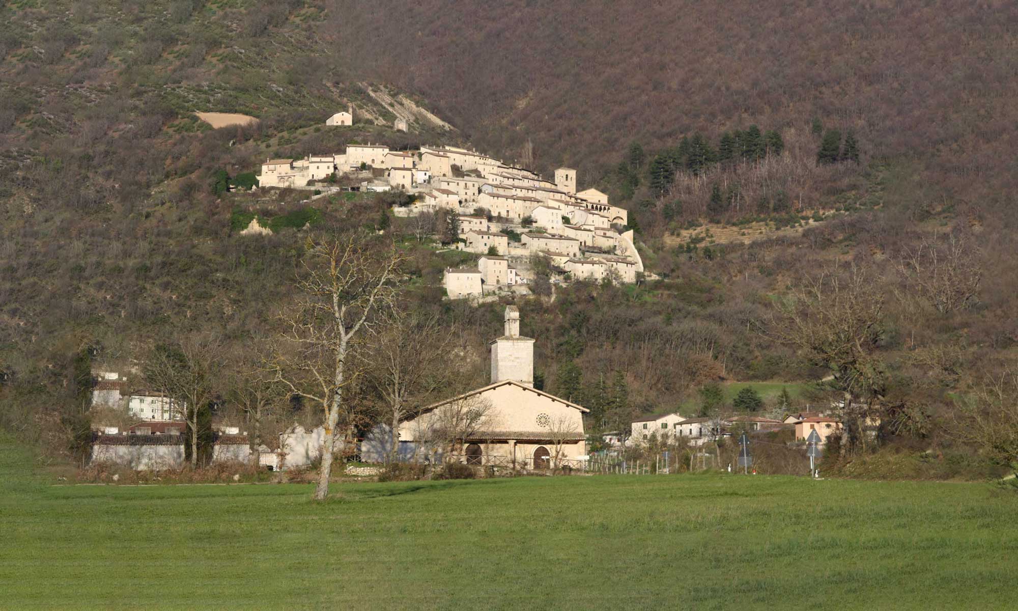 proloco campi san salvatore con paese al centro per intestazione